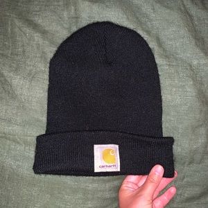 Carhartt black beanie